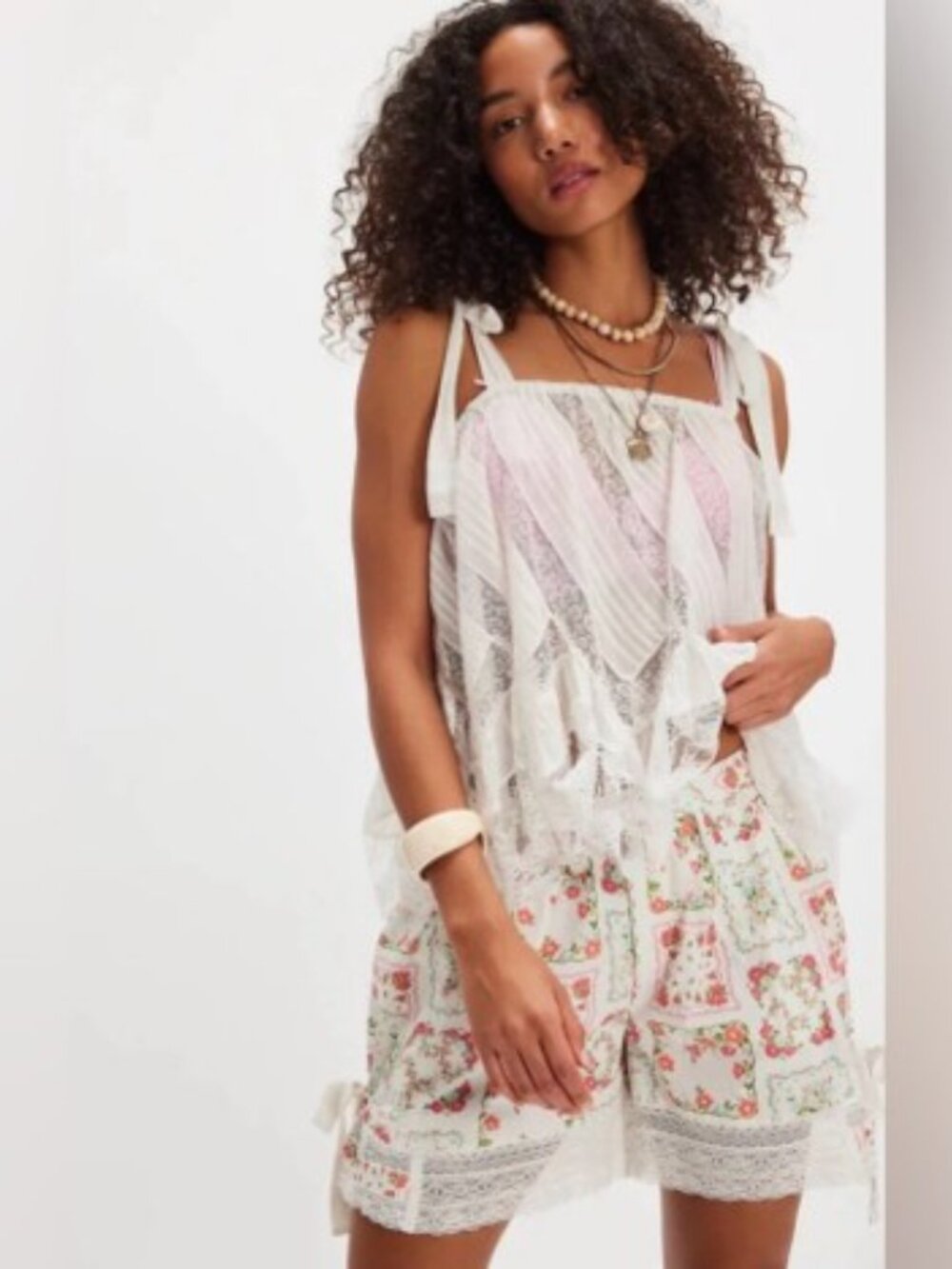 FREE PEOPLE Blooming Lace Shorts Floral Pattern Size 2 NWT - Picture 2 of 11